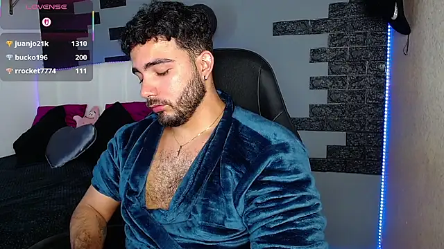 adamhairy stripchat live cam model