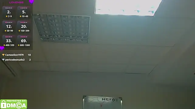 ZeinMiracles stripchat live cam model