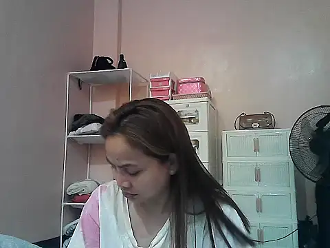 Amarrahlyn stripchat live cam model