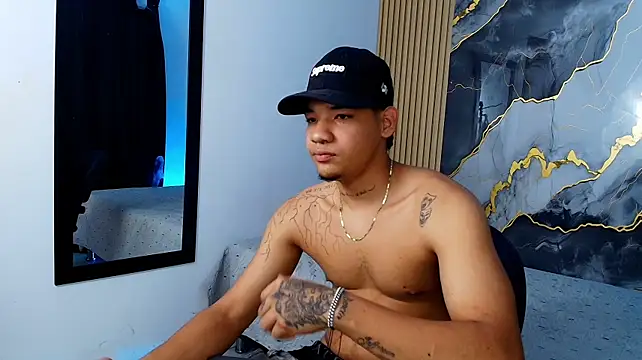 bick_jhonn stripchat live cam model