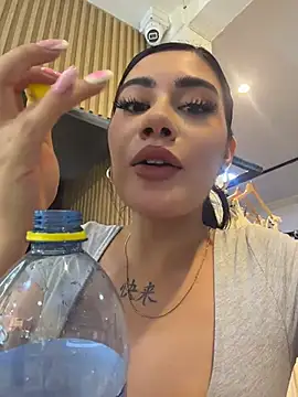 clarachanelricek stripchat live cam model