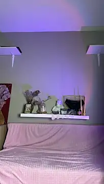 bigbabykiki stripchat live cam model