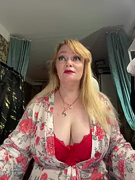 Sweet-blonde stripchat live cam model