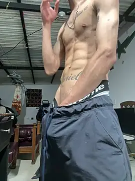27powercm stripchat live cam model