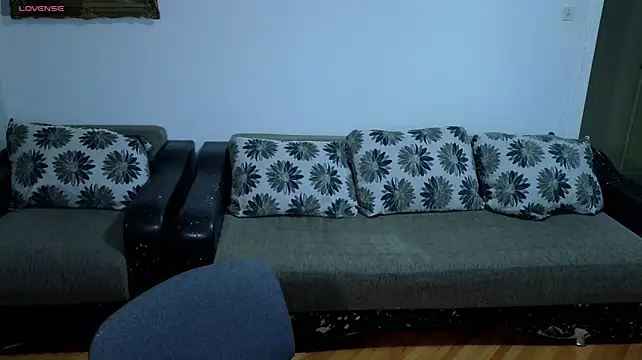 JohnnyStepBro stripchat live cam model