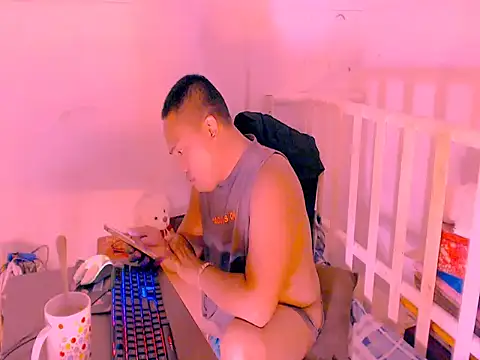 Hardking_69 stripchat live cam model