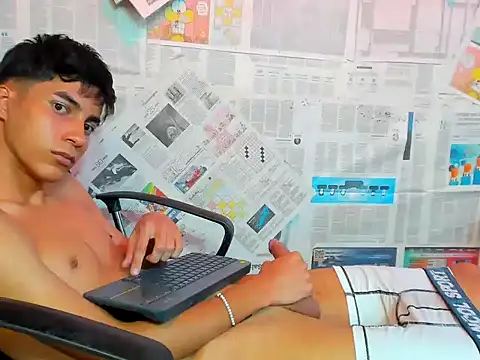 Heiden_hot_ stripchat live cam model