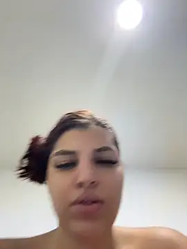 miacasvelour stripchat live cam model