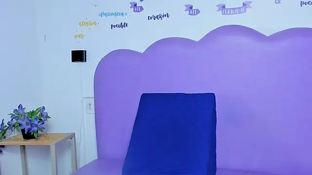 Ginebra_bianchi stripchat live cam model