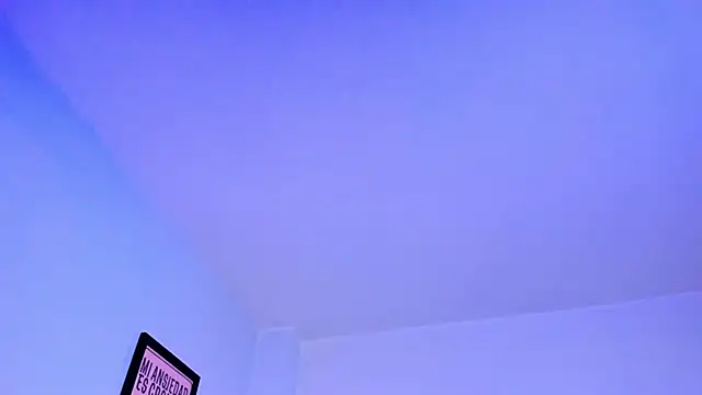 Miia002 stripchat live cam model