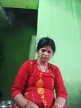 Joohi_Chawla143 stripchat live cam model