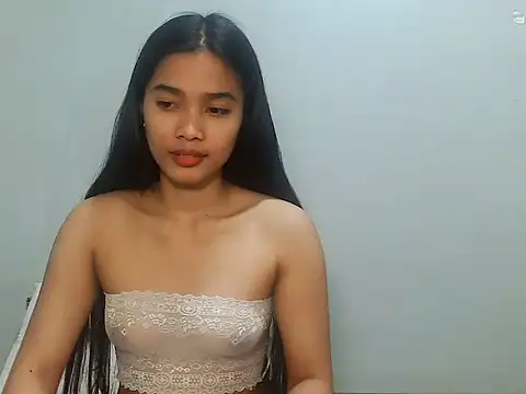 TypicalMorena stripchat live cam model