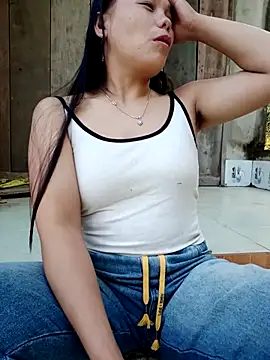 Lynne_11 stripchat live cam model