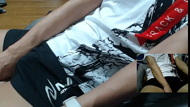 Yasu2000 stripchat live cam model