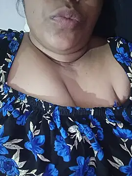 anjupere stripchat live cam model