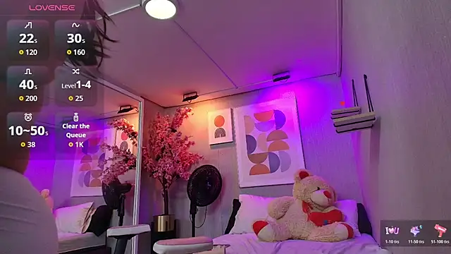 Renesmett stripchat live cam model