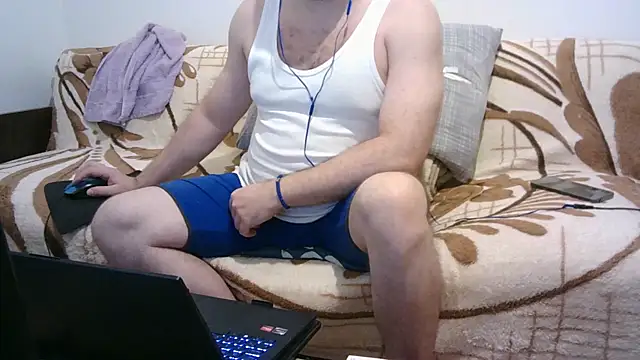 WildBoar_69 stripchat live cam model