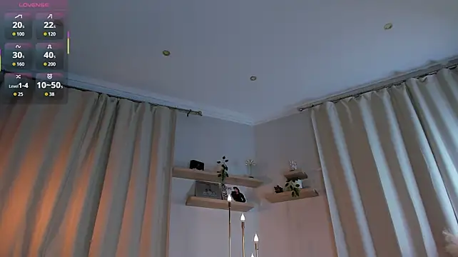 DominikaElis stripchat live cam model