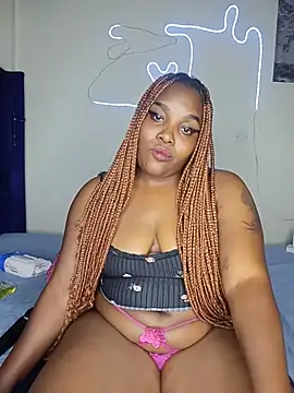 squirtycheeks stripchat live cam model