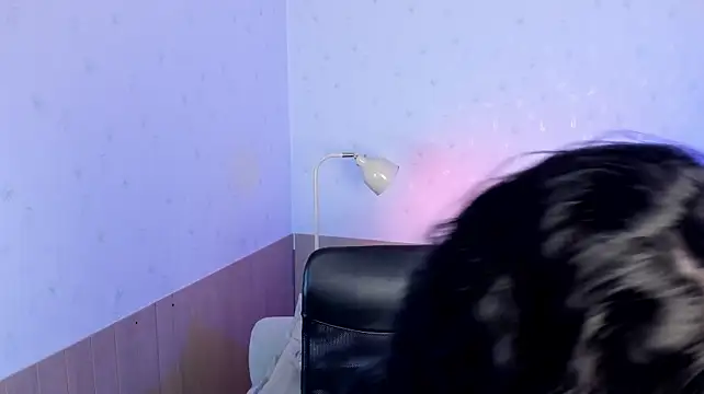 Emma_Lirys stripchat live cam model