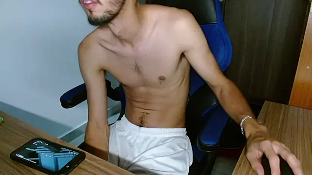 davidr253 stripchat live cam model