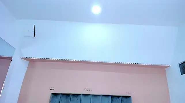 MiaPortmass_ stripchat live cam model