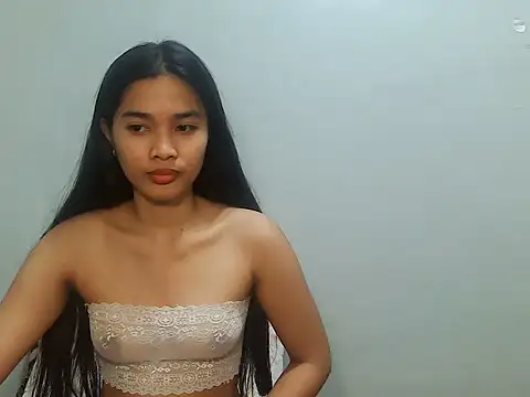 TypicalMorena stripchat live cam model