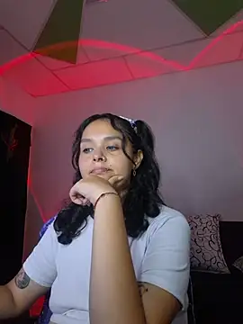 Miss_kittyX stripchat live cam model