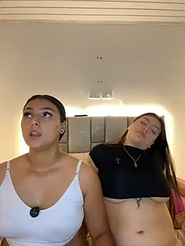 nicolexxaleja stripchat live cam model