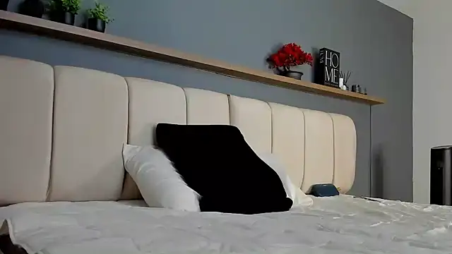 frank_myles stripchat live cam model