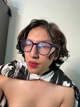 -BlueOpal- stripchat live cam model