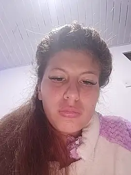 Nahomi_Lov stripchat live cam model