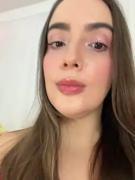 zoeeRossi stripchat live cam model