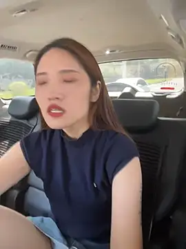 YZ-2001 stripchat live cam model