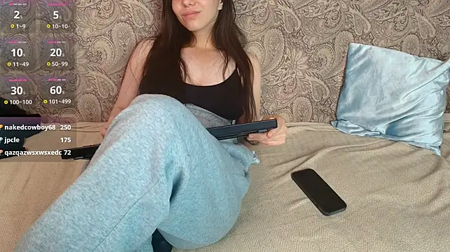 Ivory_Quinn stripchat live cam model