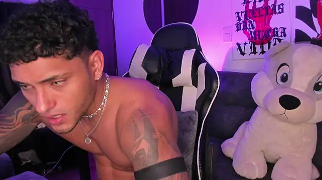 Alessandro_Vanni stripchat live cam model