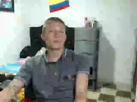 Stiiveen777 stripchat live cam model