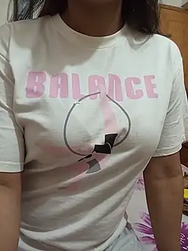 Tanha18 stripchat live cam model