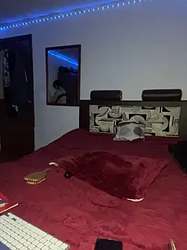 kaeliamoon stripchat live cam model