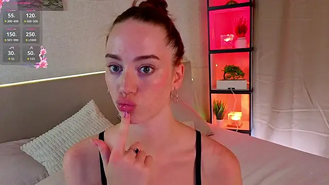StacyWatts stripchat live cam model