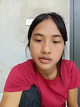 Hoa-tuylip stripchat live cam model