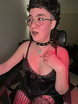 infernaldeity stripchat live cam model