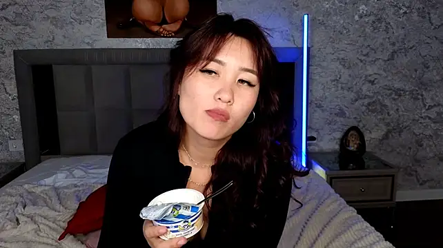 Yukiya_sunshine stripchat live cam model