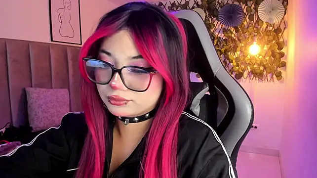 Kitty_Gang stripchat live cam model