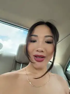 lean_lie8 stripchat live cam model