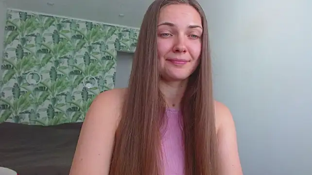 Olivia_shine stripchat live cam model