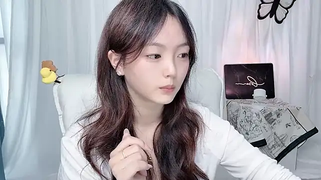 wenwen8888 stripchat live cam model