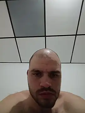 eldisivni stripchat live cam model