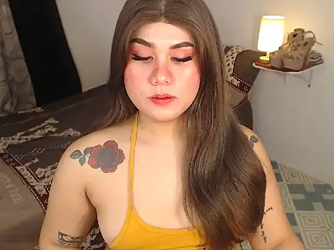 JayraFRESH stripchat live cam model
