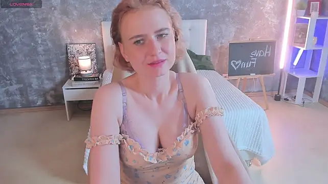 Shiny_Liss stripchat live cam model